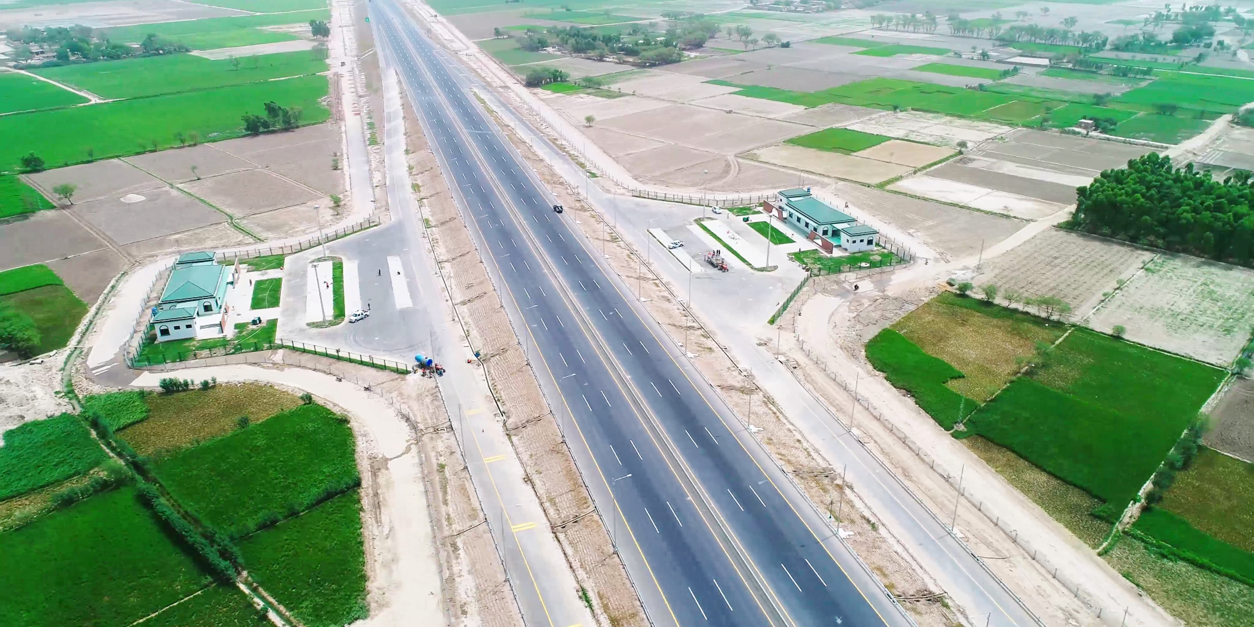 8.巴基斯坦PKM高速公路项目.jpg